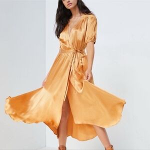 Maeve Anthropologie NWT Katrina Gold Crepe Wrap Dress Size Small